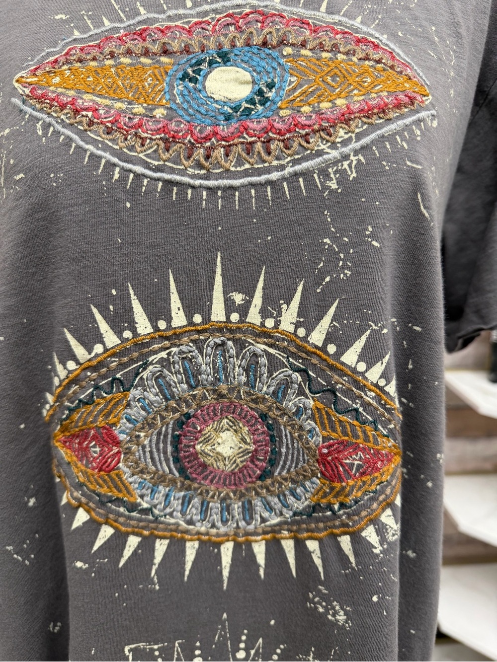 Kyla Seo Evil Eye celestial design graphics t-shirt small - Picture 2 of 6